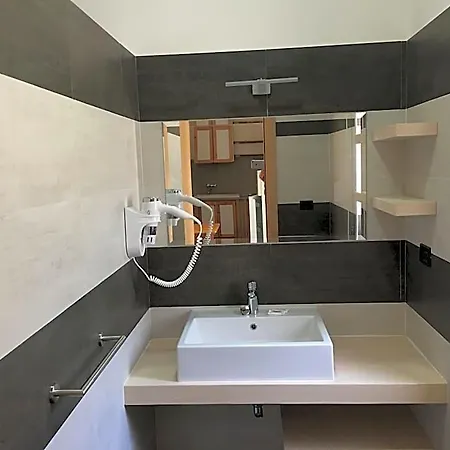 Aparthotel M3 3*